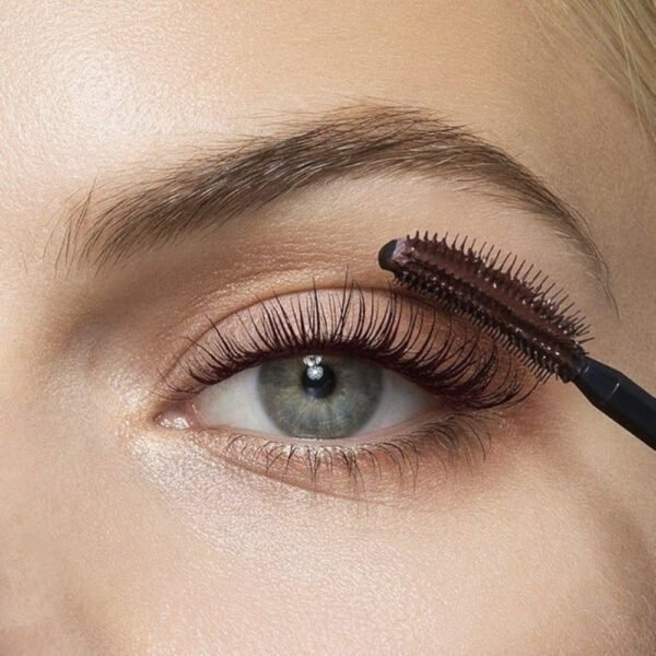 Maybelline New York, Volume Mascara - Image 3